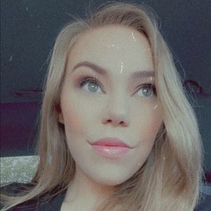 Meet your Posher, Sydney